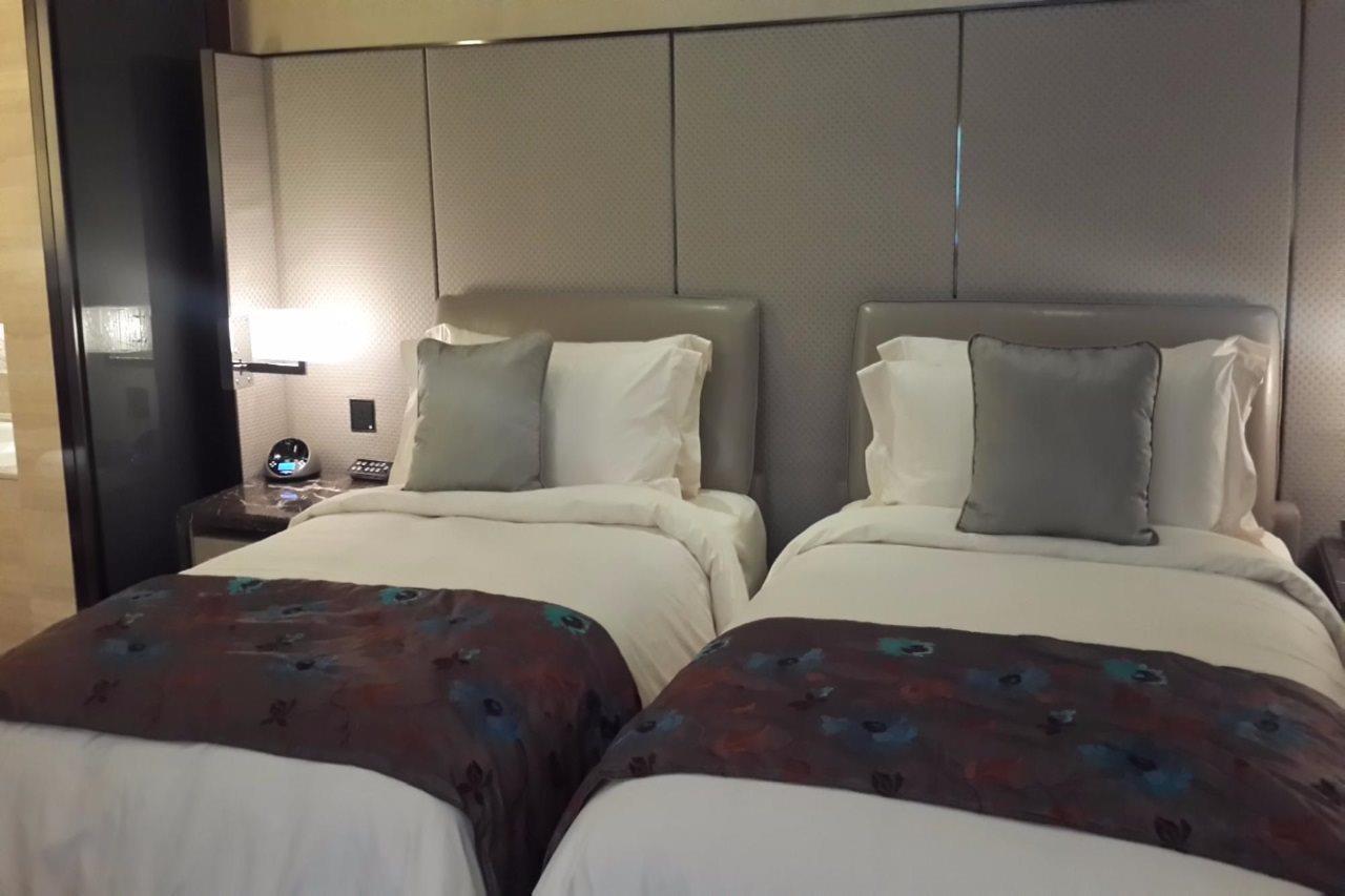Mandarin Oriental Pudong, Шанхай Екстериор снимка